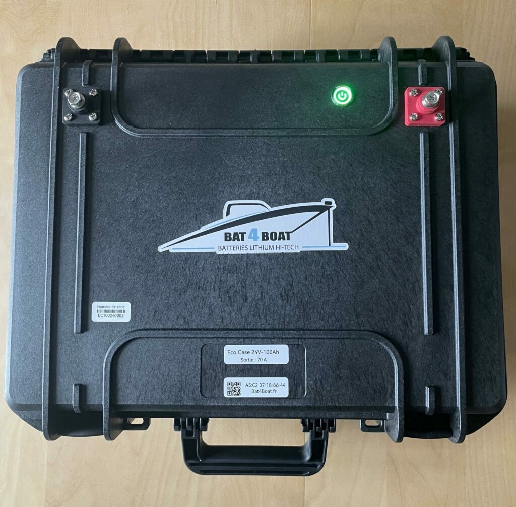 Eco Case LiFePo4 12V 150Ah avec chargeur 8A