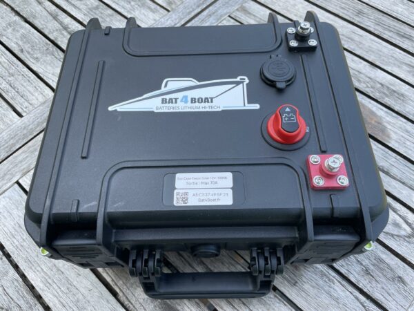 Eco Case Carpe Solar LiFePo4 12V 100Ah avec chargeur 8A