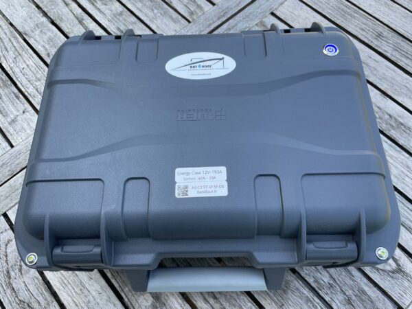 Energy Case LiFePo4 12V 150Ah avec chargeur 10A