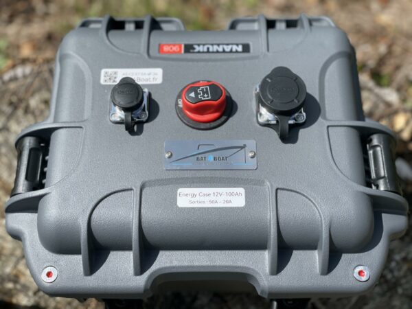 Energy Case LiFePo4 12V 100Ah avec chargeur 10A