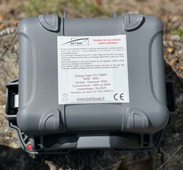 Energy Case LiFePo4 12V 100Ah avec chargeur 10A – Image 4